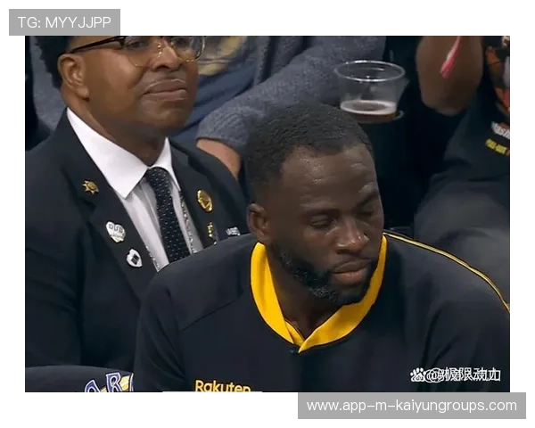 金州勇士对阵达拉斯独行侠：德雷蒙德·格林连续失误，两分钟看清一切